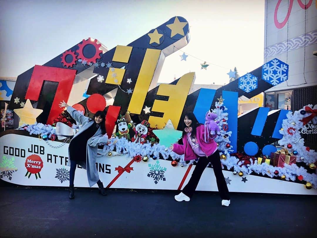 ニコ☆プチのインスタグラム：「🎡👗⭐︎ 本日はよみうりランドイベント‼︎ ルキ&ミヅキが キッズプレミアムファッションショーに 出演いたします🎶 1年ぶり🥰⤴︎⤴︎ . . グッジョバ~~‼︎🎅🎄 #よみうりランド  #キッズプレミアムファッションショー  #京王ステージもありますよ💘 #関谷瑠紀  #美月」