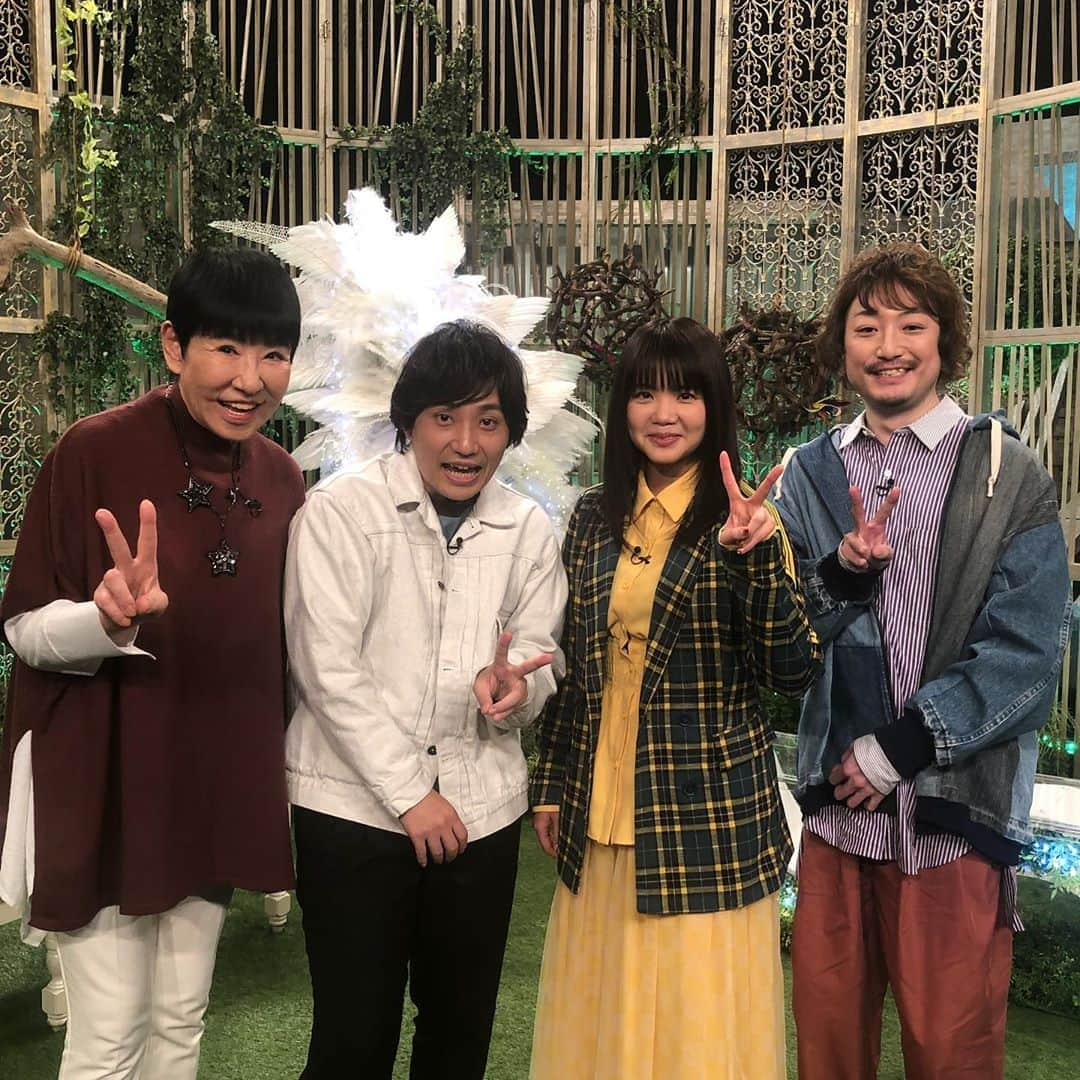 和田アキ子さんのインスタグラム写真 - (和田アキ子Instagram)「今日はラジオの生放送の後、いきものがかりの番組に出演しました😊😊色々話して楽しかったー😊 #ako50th #bsいきものがかり #喋りすぎて #二本に分けられるかも #放送は来年の2月」12月14日 17時47分 - ako50th