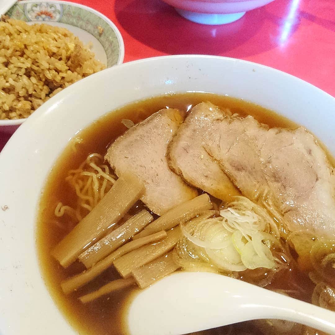 新山大のグルメインスタ