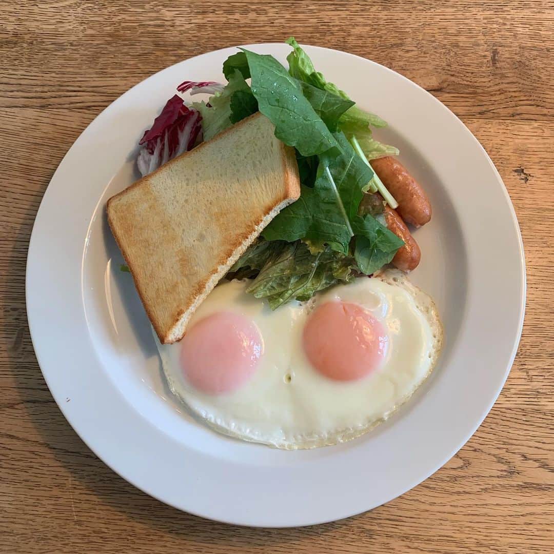 和田えりかさんのインスタグラム写真 - (和田えりかInstagram)「@miku__kondo さまと朝活したとき🍳🥖🥑」12月14日 12時45分 - _wadaerika