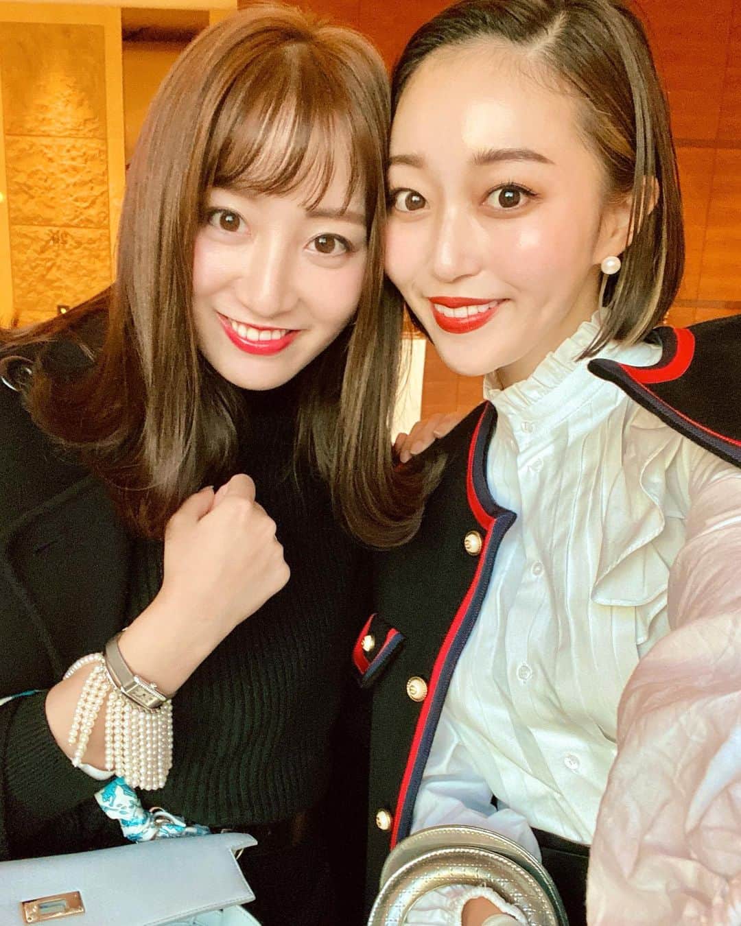 のインスタグラム：「久しぶりの二人デート💋 話してたら時間あっという間に過ぎてた💋 だいすき💋💋💋 @asakacha  #date#bff #loooove #slumber」