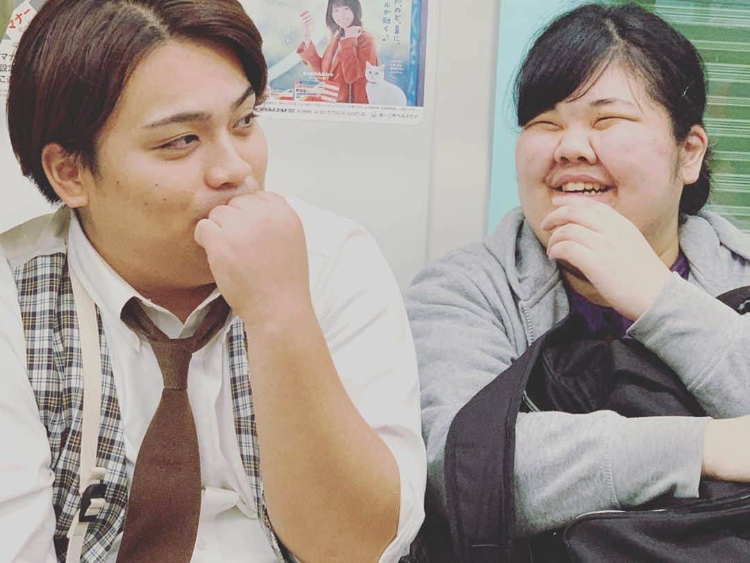 きりやはるかさんのインスタグラム写真 - (きりやはるかInstagram)「あんりとしゅんくん #ぼる塾 #あんり #パンプキンショートケーキ #鈴木バイダン #元やわら #しゅんくん #カップル #恋愛写真 #電車の中での何気ない会話 #可愛い」12月14日 13時15分 - kiriyaharuka