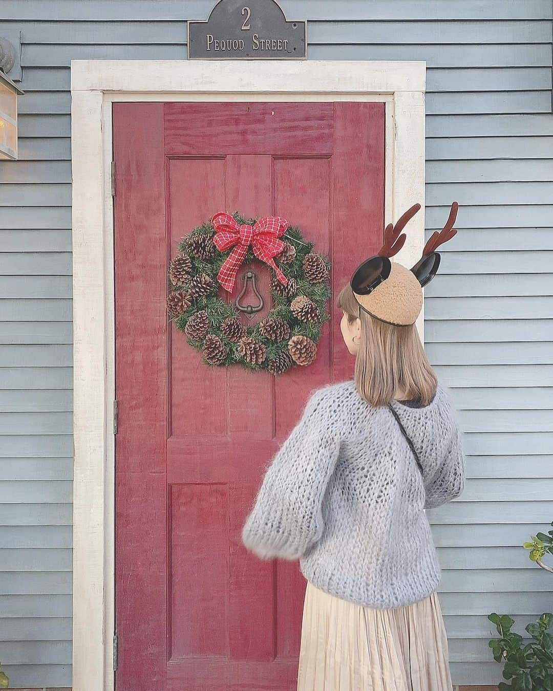 岡元優香さんのインスタグラム写真 - (岡元優香Instagram)「🎄🦌🎄🦌🎄🦌 . .  #クリスマスディズニー  #disneysea #ディズニーシー #xmasdisney#クリスマスディズニーシー #disney#ディズニーカチューシャ」12月14日 15時27分 - ___o3yuka._