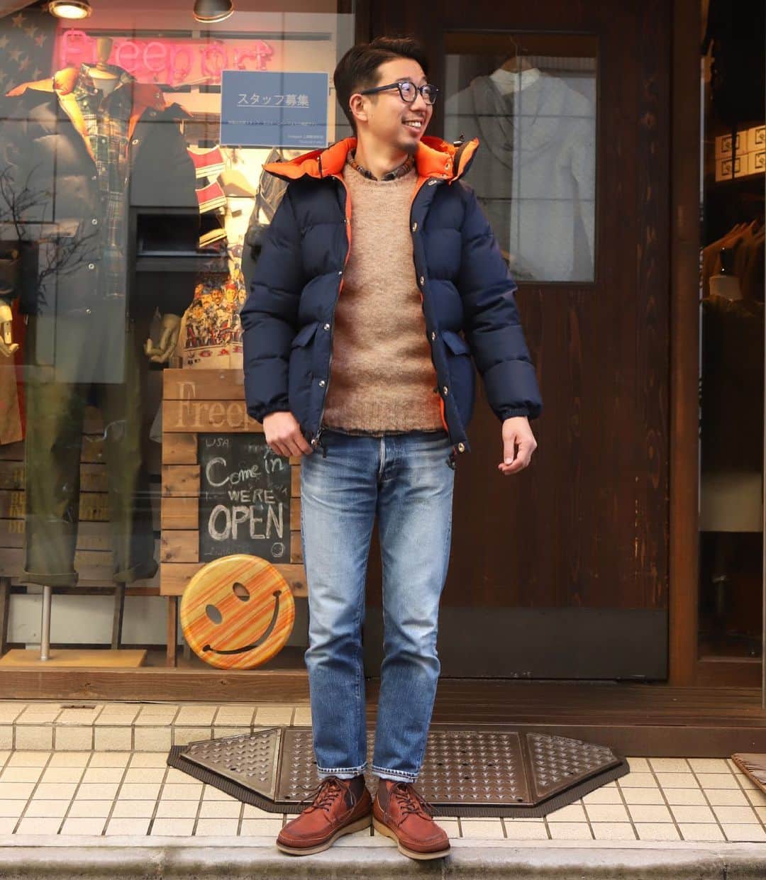 のインスタグラム：「本日のSTYLE  ダウンの季節！なはず！！ #jacket#crescentdownworks#クレセント #sweater#jamescharlotte #shirt#fobfactory #denim#workresjapan #boots#russellmoccasin#ラッセルモカシン #style#surf#ivystyle#trad #Freeportueno#tokyo#上野セレクトショップ」