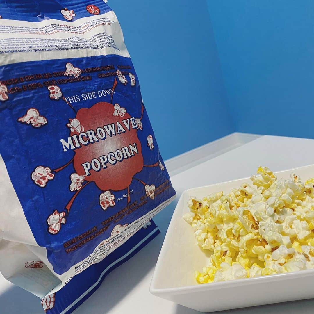 歩乃華（ほのらん）のインスタグラム：「妹とポップコーンパーティーした🍿」