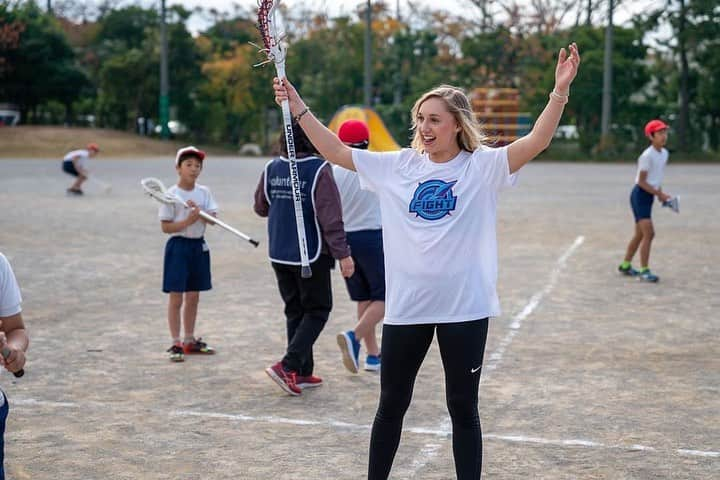 山田幸代さんのインスタグラム写真 - (山田幸代Instagram)「She is one of the best coach for kids! Thank you Sarah🙌🏻 #eccジュニア #ecc #lacrosse #worldcrosse #crosscrosse #wpll @crosscrosse_official @worldcrosse  Posted @withrepost • @_sarahbrown24 Since I forgot to edit out the name on one of the kids name tags, to keep her identity safe, I had to delete this post. SO, since it has been one month to my trip to Japan I’m reposting the most rewarding part of my trip. It was an amazing experience teaching these kids the game of lacrosse even though all they wanted to know was if I had a boyfriend 🤷🏼‍♀️ still so grateful I got to grow the sport I love in this beautiful country! 🇯🇵」12月14日 18時58分 - lacrosseplayer_sachiyoyamada