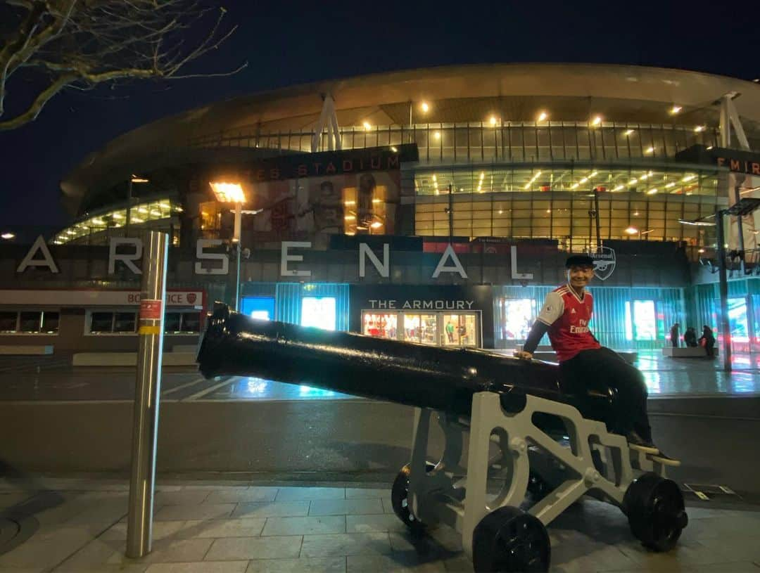 喜山康平さんのインスタグラム写真 - (喜山康平Instagram)「. #arsenal🔴 #gunners #gooner  #アーセナル #soph #emiratesstadium  #london🇬🇧」12月14日 19時33分 - koheikiyama_