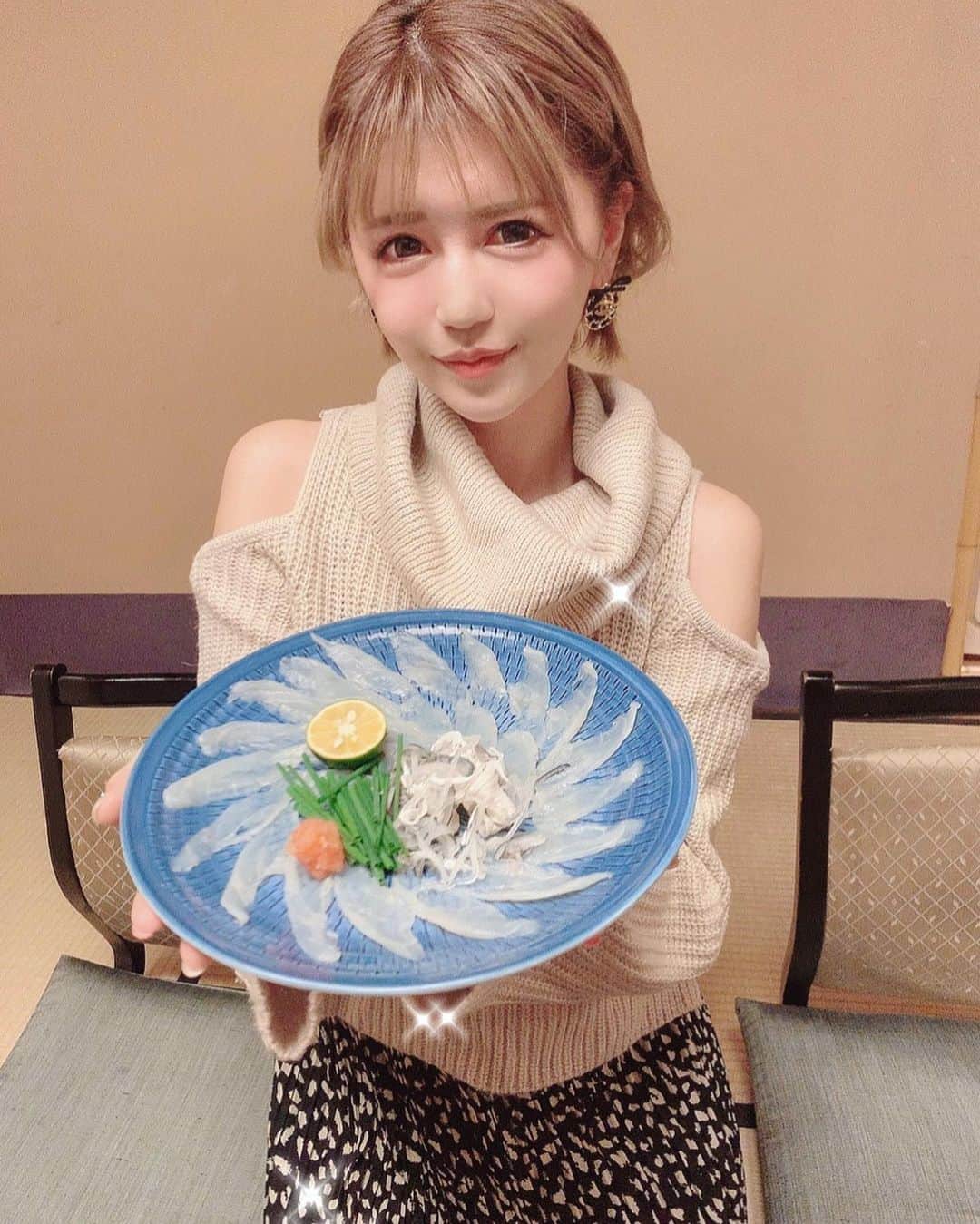 河西里音のグルメインスタ