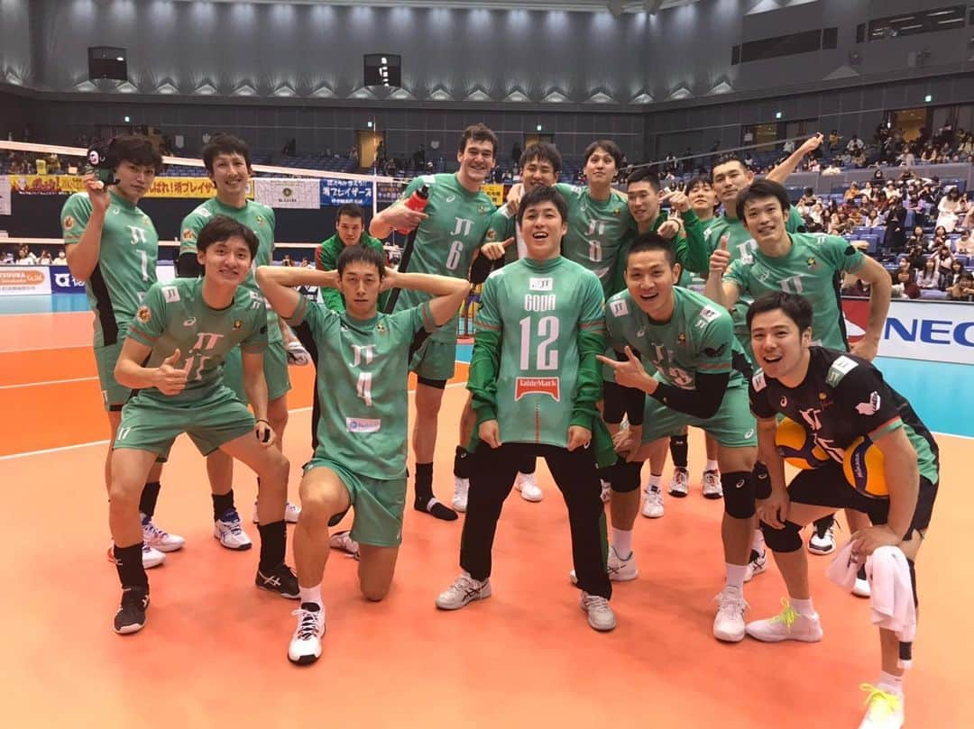 小野寺太志さんのインスタグラム写真 - (小野寺太志Instagram)「… vs Blazers 3-0 WIN !!! 勝ててなによりです😌 #1214 #12勝目 #jtthunders #JTサンダーズ広島 #Vリーグはバレーだよ」12月14日 19時59分 - taishi.o