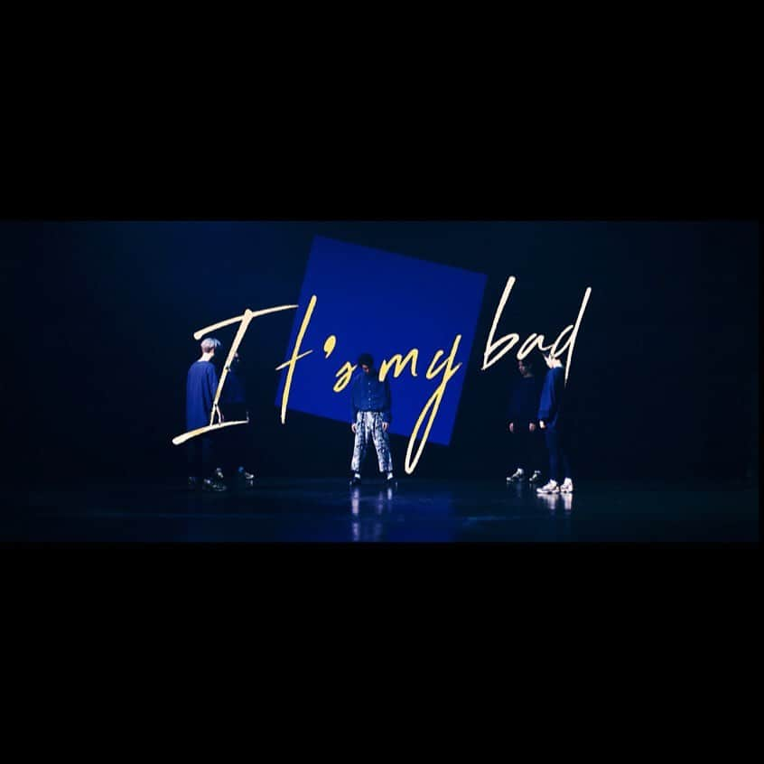 高野洸さんのインスタグラム写真 - (高野洸Instagram)「「It's my bad」のMVが YouTubeにて公開されました。 2ndシングル 「OUR STORY」12/25発売。」12月14日 20時18分 - akira_takano_official