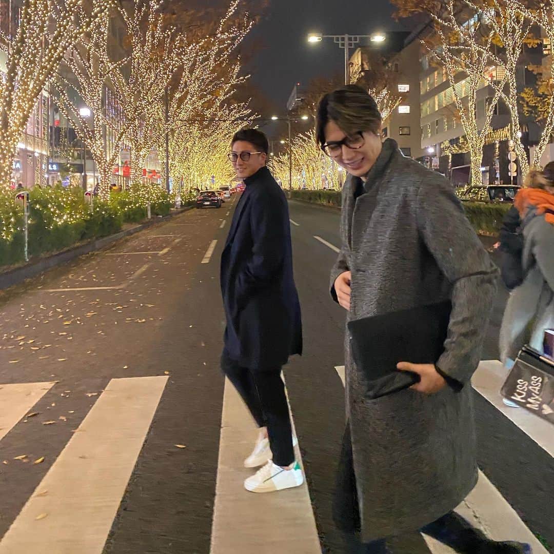 のインスタグラム：「. 明治会﻿ ﻿  #イルミネーション﻿ #meiji」