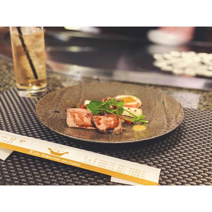 ななぴさんのインスタグラム写真 - (ななぴInstagram)「初神戸！ 夜ご飯はめちゃくちゃおいしい神戸牛🐄﻿ 食べに行きました🥺💓﻿ ﻿ 今思い返しても涎が…🤤🤤🤤﻿ あーーーん美味しかったー😭💓また食べたい！！！﻿ ﻿ ﻿ フィレとランプを頂きました🐮﻿ とろける😢お肉の甘さって…しあわせの味よね？ しあわせ！﻿ ﻿ ﻿ #神戸牛　#神戸グルメ　#神戸　#神戸観光　#神戸旅行　#神戸牛ステーキ　#ステーキ　#モーリヤ三宮店 ﻿」12月14日 20時43分 - __nanapgram__