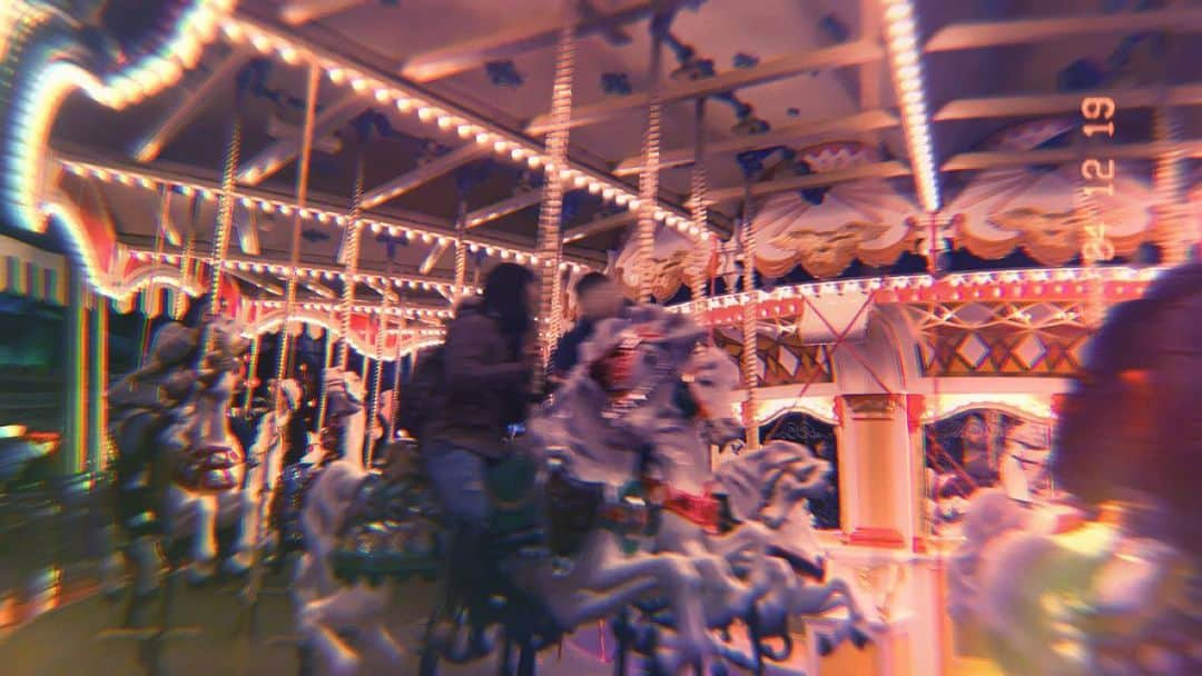 Kirariさんのインスタグラム写真 - (KirariInstagram)「Dreaming 🎠」12月14日 21時01分 - kirari_1016_