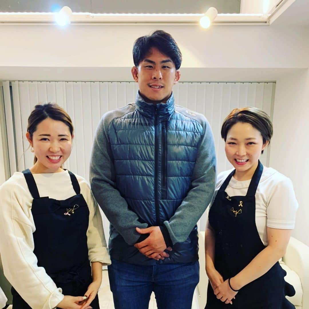 徳永祥尭のインスタグラム：「足の爪が踏まれまくって黒ずんで悩んでたのでameri(@ameri.sportsnail )さんに行ってきました！！ 爪はラグビーのパフォーマンスにすごい影響するみたいで、、、 半年くらいかかるそうですが 楽しみです^_^ 興味があればなんでも聞いてください！ #ameri  #sportsnail」