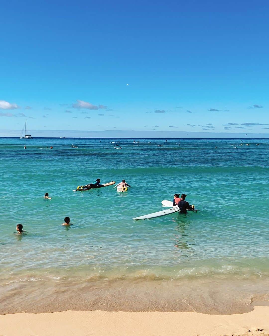 吉田沙保里さんのインスタグラム写真 - (吉田沙保里Instagram)「ハワイでの思い出🌴 念願のハワイでサーフィン🏄‍♀️ もー最高の一言でした😆✨ とても波が穏やかで海が本当に綺麗♡ 今度、行く時は恭子ちゃんと行きたいなぁ❣️ いつか、叶いますように…😆🙏 #ハワイでの思い出 #サーフィン」12月14日 22時03分 - saori___yoshida