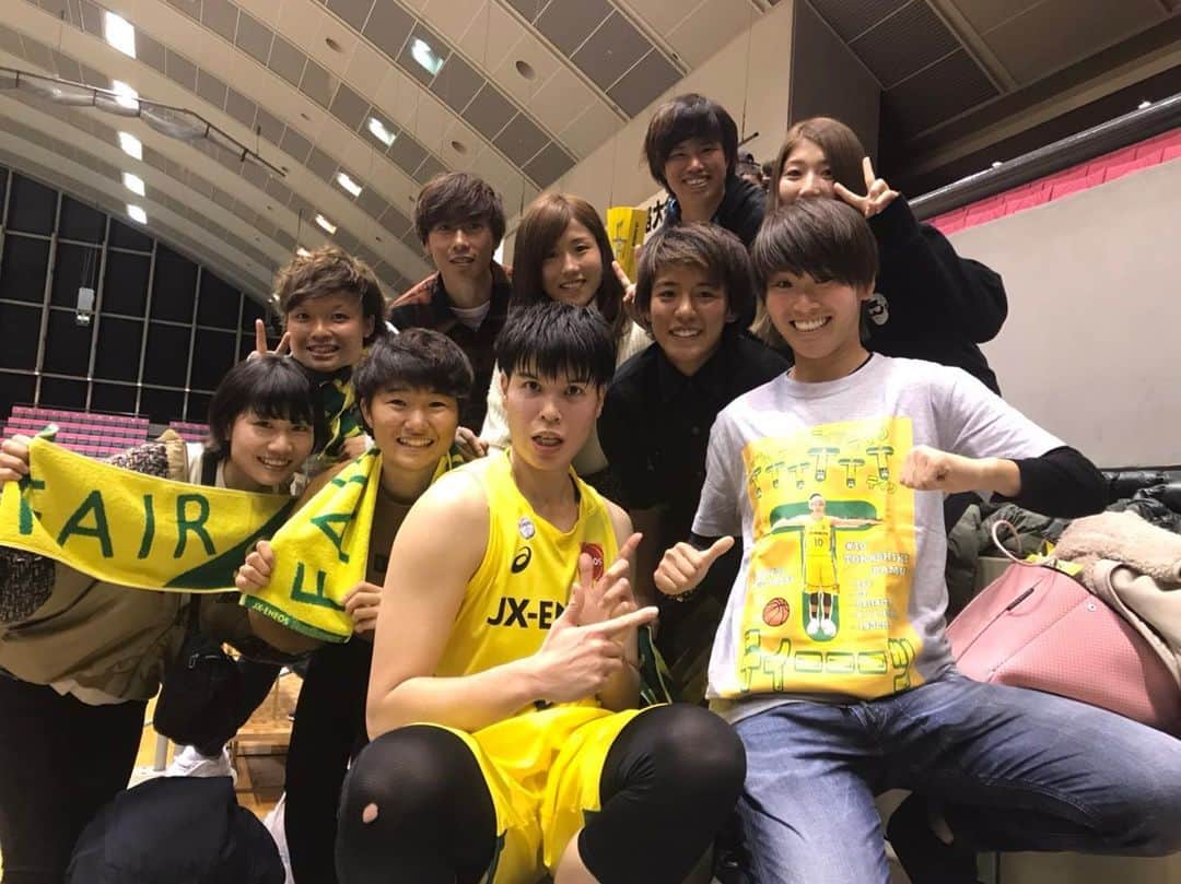 武仲麗依のインスタグラム：「今日はJX-ENEOSの応援へ📣 らむさんかっこよかった〜!! 宮澤さんも宮崎さんも岡本さんも みーんなかっこよかった!! らむさんありがとうございました😊」