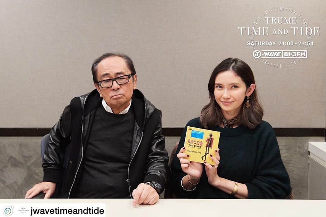 市川紗椰（ファンアカウント）さんのインスタグラム写真 - (市川紗椰（ファンアカウント）Instagram)「「TRUME TIME AND TIDE」 今夜のゲストは ジャズピアニスト／作曲家／編曲家の大野雄二さん🎹🎶✨ 大野さんの代表作といえば、もちろん「ルパン三世」のテーマ曲。 現在公開中の映画『ルパン三世 THE FIRST』でも スリリングなジャズを聴かせてくださった大野さんに、 40年以上の付き合いになる「ルパン三世」のことから 長い音楽人生におけるさまざまなエピソードまで、 大野さんの過去・現在・未来に迫ります‼️ #jwave #TAT813 #市川紗椰 #trume #EPSON #土曜日夜9時スタート #大野雄二 #ジャズピアニスト #作曲家 #編曲家 #JAZZ #ルパン三世 #ルパン三世THE FIRST #LUPINTHETHIRD #映画 #アニメ #音楽 #music #band #アニメ音楽 #リスナー #メール #紹介 #市川への質問募集中‼️ #radikoで聞けるよ📱」12月14日 22時27分 - saya_ichikawa_photo