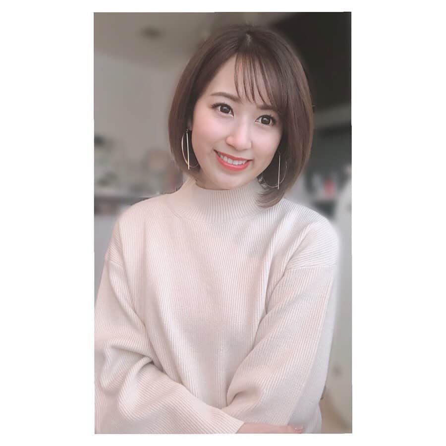 木村愛里さんのインスタグラム写真 - (木村愛里Instagram)「⋆ やはり2人をみると ダイエットとか自分磨き 頑張ろうって思える。 ㅤㅤㅤㅤㅤㅤㅤㅤㅤㅤㅤㅤㅤ だって物凄い努力をしているはずだから。 15年進化し続ける中で 体型も変わらず..本当に凄い。 ㅤㅤㅤㅤㅤㅤㅤㅤㅤㅤㅤㅤㅤ ㅤㅤㅤㅤㅤㅤㅤㅤㅤㅤㅤㅤㅤ いつも力をくれる2人。 感謝しかない。 ㅤㅤㅤㅤㅤㅤㅤㅤㅤㅤㅤㅤㅤ ㅤㅤㅤㅤㅤㅤㅤㅤㅤㅤㅤㅤㅤ おっちゃんこを今年も言ってくれて泣きそうに.. きっとイチモニのスタッフさんが LIVE前のインタビューで またその話をしたに違いない。 月曜日のイチモニ絶対みなきゃ！ ㅤㅤㅤㅤㅤㅤㅤㅤㅤㅤㅤㅤㅤ ㅤㅤㅤㅤㅤㅤㅤㅤㅤㅤㅤㅤㅤ 東方神起がおじいちゃんになっても 小さいライブハウスになっても(←それはない) 2人がステージに立ってくれる限り 応援するんだっ。 ㅤㅤㅤㅤㅤㅤㅤㅤㅤㅤㅤㅤㅤ ㅤㅤㅤㅤㅤㅤㅤㅤㅤㅤㅤㅤㅤ 「おつかれさま☺️」 大切に使おう。 ㅤㅤㅤㅤㅤㅤㅤㅤㅤㅤㅤㅤㅤ ㅤㅤㅤㅤㅤㅤㅤㅤㅤㅤㅤㅤㅤ ㅤㅤㅤㅤㅤㅤㅤㅤㅤㅤㅤㅤㅤ #おっちゃんこ #しばれる ㅤㅤㅤㅤㅤㅤㅤㅤㅤㅤㅤㅤㅤ #毎度思う同じ人間とは思えない #去年はお仕事でLIVEに行けなくなって #本気で泣いて #お世話になってる美容師さんが #お土産に買ってきてくれた #Tホルダーを大切に使いました #持ち手の部分のペンライトが #2017年のやつだから #LIVEを観ている最中にどんどん #電池がなくなっていってヒヤヒヤした #次からはきちんと電池交換していこう #次はまたファンミかな☺️ ㅤㅤㅤㅤㅤㅤㅤㅤㅤㅤㅤㅤㅤ」12月14日 22時29分 - airi_official