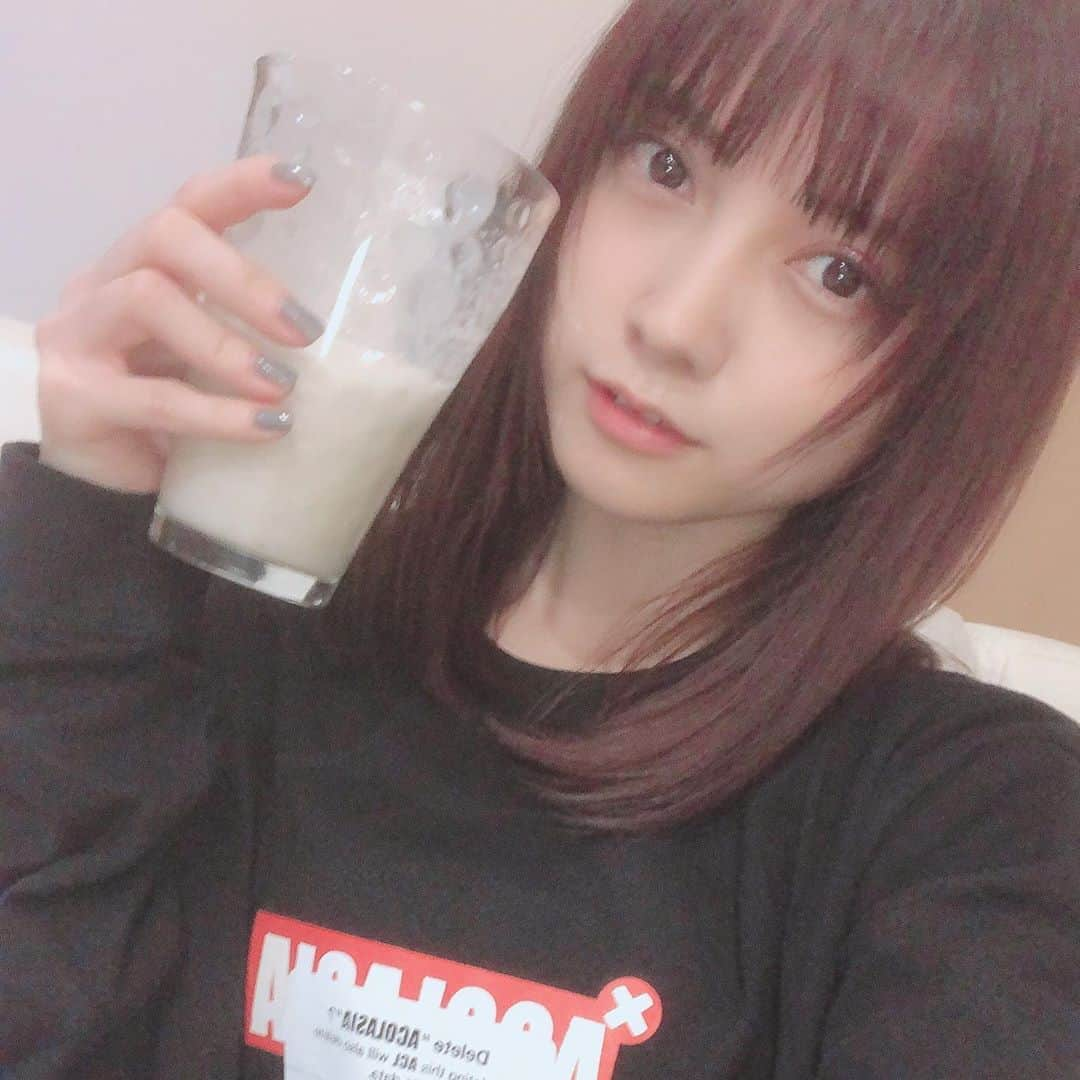 桃月なしこさんのインスタグラム写真 - (桃月なしこInstagram)「ジムでした！ 今日のTシャツはacOlaSiaでつかわちい。  @styleshown_gym  #桃月なしこ #なしこたそ #赤坂パーソナルトレーニング #STYLESHOWN #スタイルショーン #美脚ジム #筋トレ #筋トレ女子 #トレーニング #gym #traning #fitness #トレーニングウェア #nike #ナイキ #acOlaSia」12月14日 23時50分 - nashiko_cos