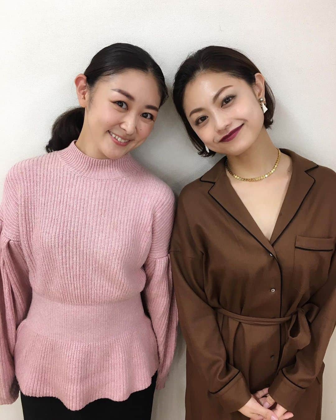 美夢ひまりさんのインスタグラム写真 - (美夢ひまりInstagram)「宝塚やミュージカルが大好きで、舞台で輝く方々をフューチャーした企画をやりたい！と今回の元タカラジェンヌのビューティートーク企画を提案してくださったvoceウェブサイト編集長の三好さま…❤️ ・ 素敵な企画を提案してくださってありがとうございます…‼️ 皆さんに楽しんでいただけるように頑張ります❤️ 記事の感想など聞かせていただけたらとても嬉しいです🙇‍♀️ ・ #vocemagazine#voceウェブサイト#さーや編集長#voce#新企画#ビューティートーク#元タカラジェンヌ#インタビュー#インタビュアー#新しい挑戦#vocest」12月15日 0時43分 - himari_miyume