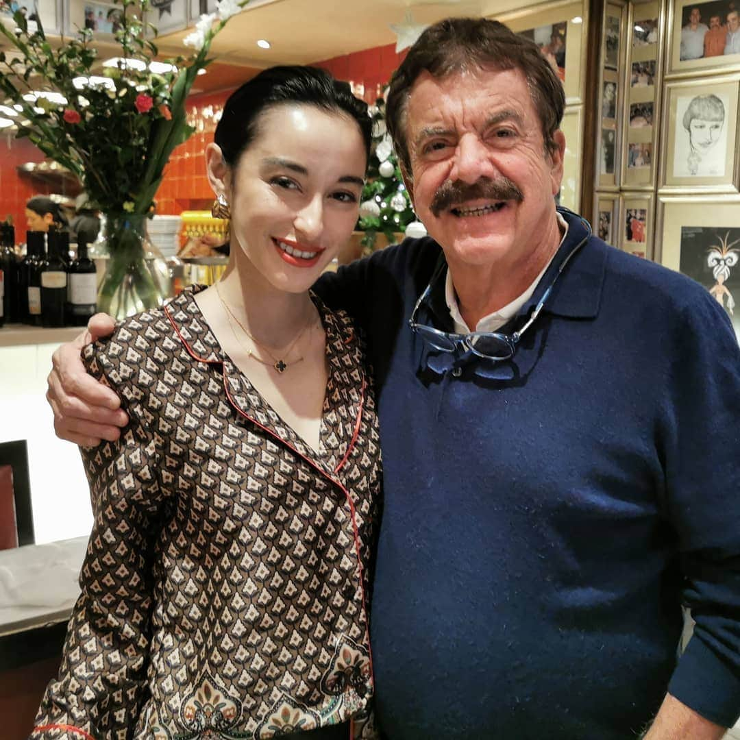 国木田彩良さんのインスタグラム写真 - (国木田彩良Instagram)「He sings for the poor he sings for the rich he sings for the people! King Quim Barreiros #quimbarreiros」12月15日 3時20分 - saiknd