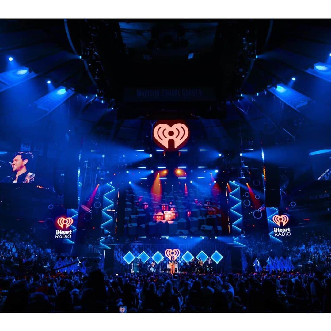 ナイル・ホーランさんのインスタグラム写真 - (ナイル・ホーランInstagram)「Madison square garden, z100 #iHeartJingleBall 2019. Always an honour, thank you xx 📸 @christiantierney」12月15日 3時59分 - niallhoran