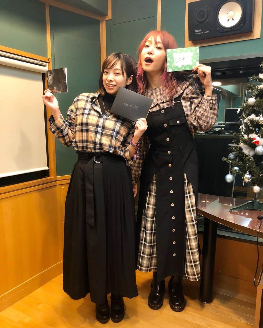 のインスタグラム：「朝まで　#ハチパレ　ありがとうございましたぁーーっ！ #fm803 #802Palette #はからずもおそろいコーデ」