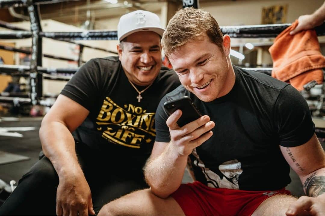 サウル・アルバレスさんのインスタグラム写真 - (サウル・アルバレスInstagram)「😂😂😂 #CaneloTeam」12月15日 5時01分 - canelo