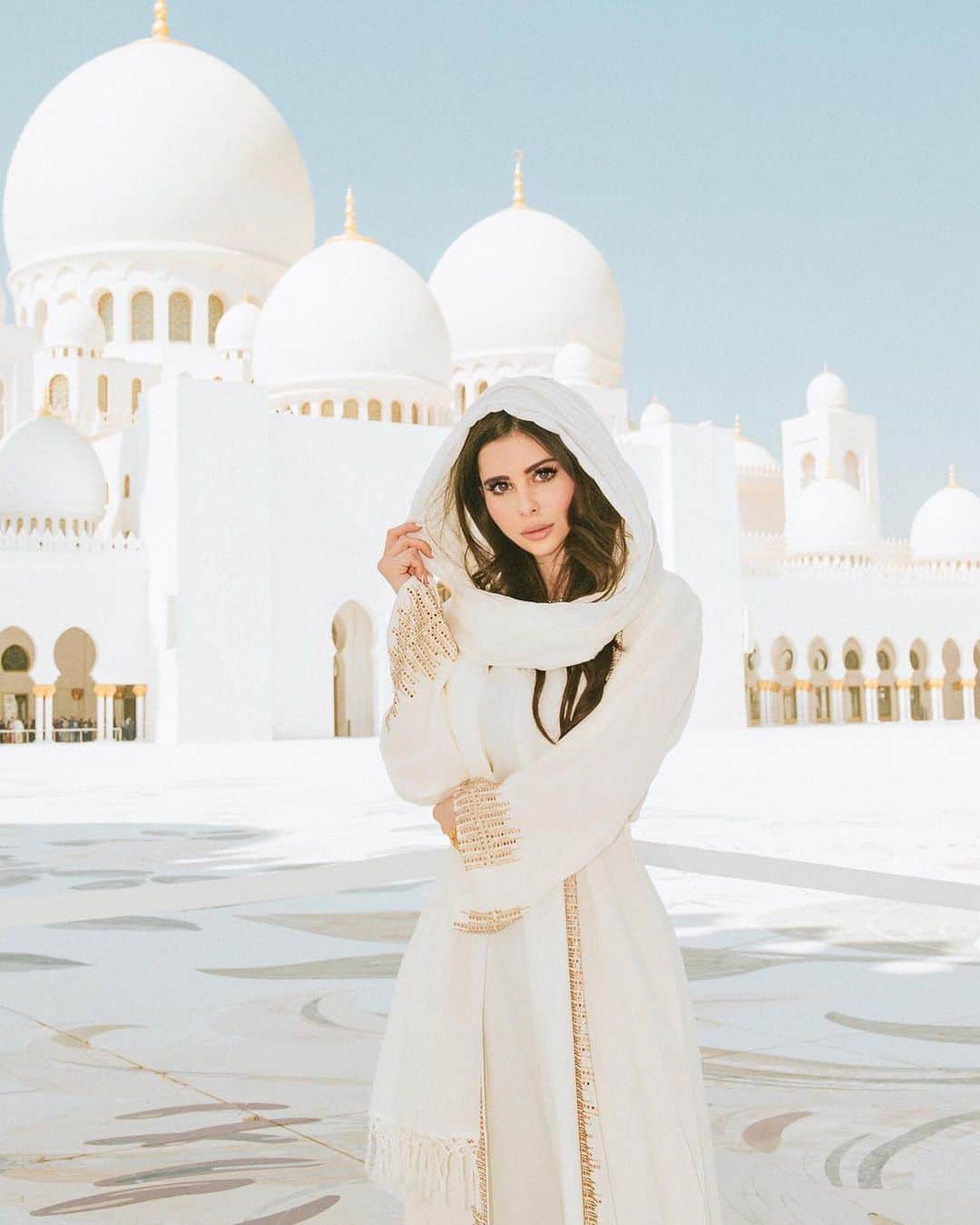 Azzyのインスタグラム：「On this trip I realized how important it is to take every opportunity to learn as much as you can about each country’s culture when travelling as it creates a more authentic experience and a deeper understanding of one another. ❤️」