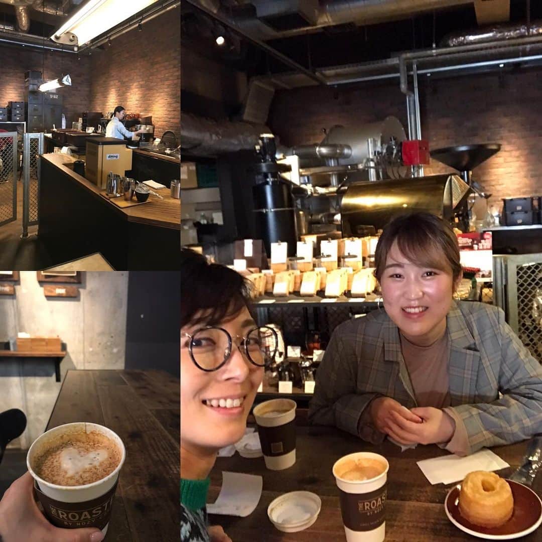 のインスタグラム：「今年もとってもお世話になったスタイリストさんと美味しいコーヒー。  衣装をよく褒めて頂けるのは、この江原さんのお陰です。  フィッティングする前にピッタリにあちこち微調整してきてくれる技が際立っていてー日々、江原マジックに支えられています。  今年も細やかな仕事ぶりに感謝。 ありがとうございました😊  Morning coffee @Omotesando with my dear stylist. It’s been always surprise how she adjust clothes to my taste and size COMPLETELY! I call it “Ebara magic”. #stylist #morningcoffee #omotesando #coffeeoncatstreet #perucoffeewasawesome #theroasteryomotesando」