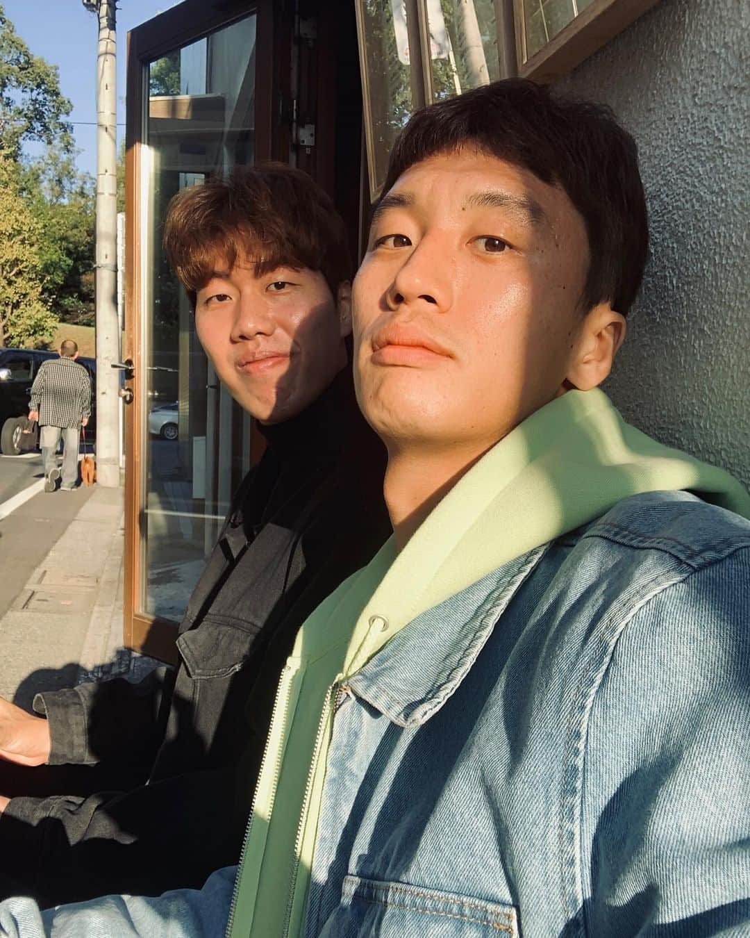 オ・ジェソクさんのインスタグラム写真 - (オ・ジェソクInstagram)「Yoyogi Park& fuglen Coffee  Tokyo, 2019/11/15 @jinyonn」12月15日 9時52分 - jaesuk_oh