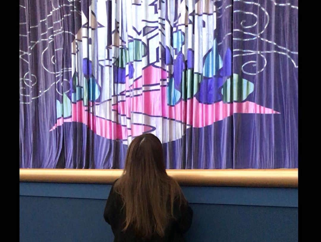 なちゅさんのインスタグラム写真 - (なちゅInstagram)「#さよならワンマンズドリーム2  妹がﾜﾝﾏﾝ終わるの寂しくて泣いてて… ｽﾄｰﾘｰで妙なﾃﾝｼｮﾝなってて Disney愛爆発してて ひいた(笑)❤️ Disneyの影響力って凄!✨✨✨❤ 私も妹ほどぢゃないけど，ミキくん大好きだよ💙結婚してw  妹の誕生日に🎂最後のワンマン見れて 本当に良かった😊✨!!❤️ ありがとう♡ #ショーベース2000  #三井不動産 お父さんの務めてた会社が協賛って所も個人的に感慨深かったんだよね🏠✨ 大好きなアトラクションだった❤️✨😊これからも歌うょお´ ³`°) ♬︎*.:* #disney #ディズニークリスマス  #disneyland  #mickeymouse  #rainbowluau  #japan #onemansdream2  #showbase  #love #forever ❤️」12月15日 10時04分 - nachudesu1223