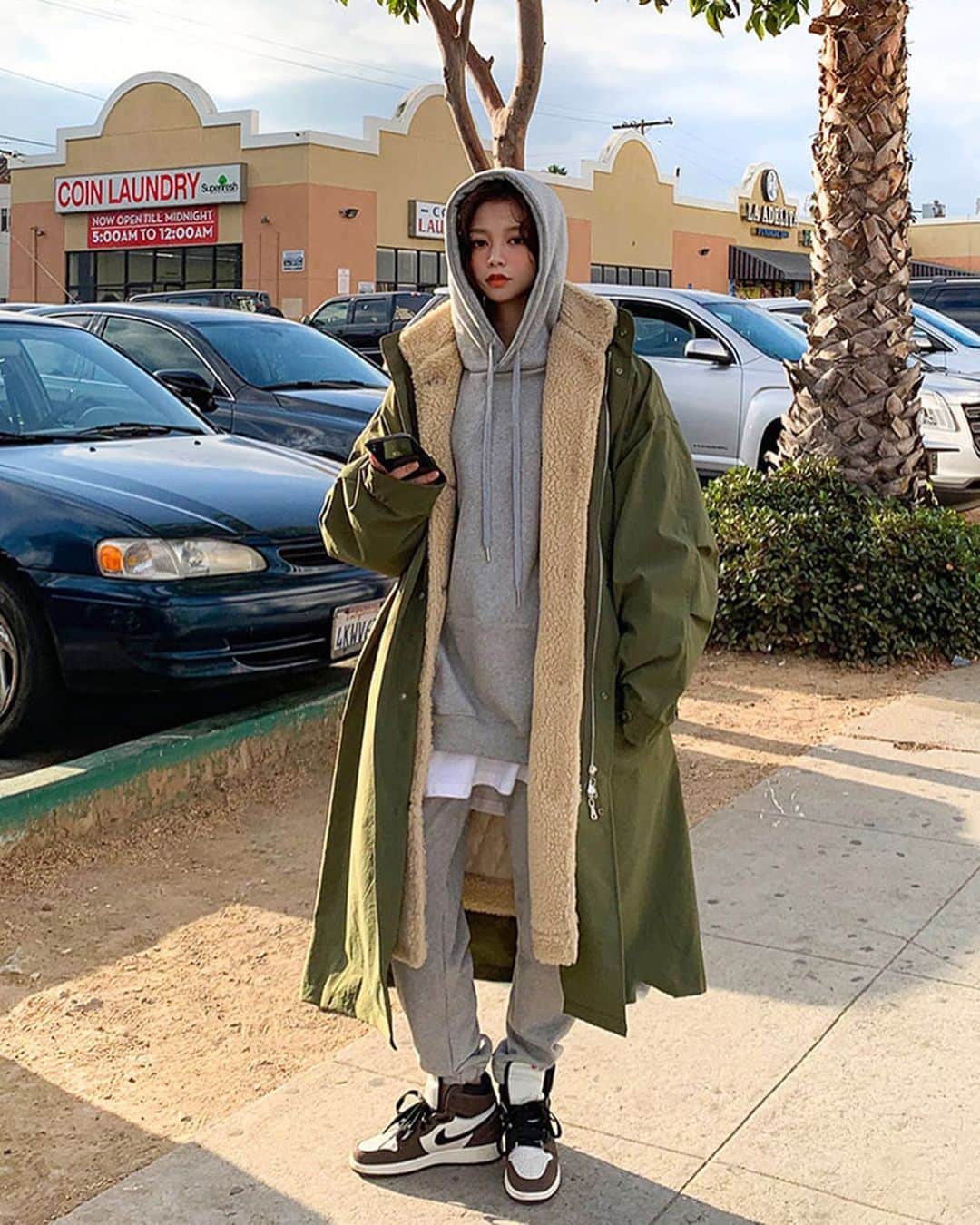 Chuuさんのインスタグラム写真 - (ChuuInstagram)「3WAY 콤비 베어 parka✨ 누빔안감으로 따뜻한 츄메이드 오버핏 점퍼!」12月15日 10時16分 - chuu_official