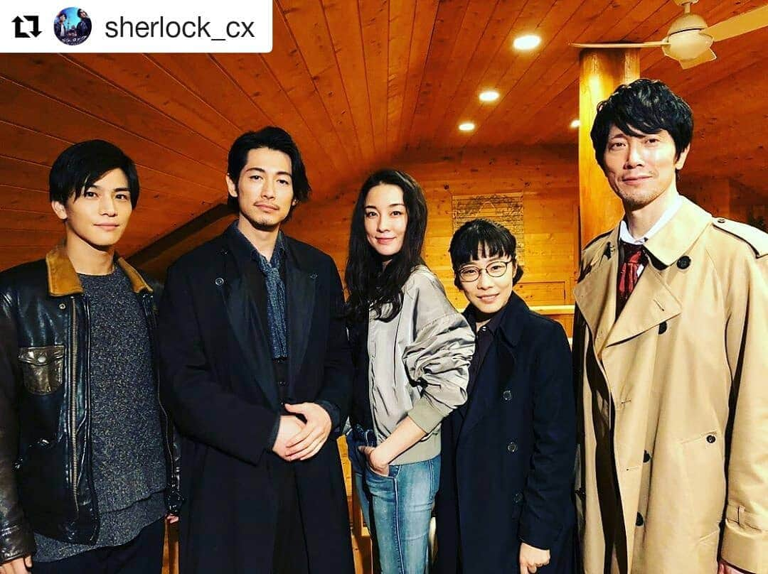 岡山放送さんのインスタグラム写真 - (岡山放送Instagram)「#Repost @sherlock_cx (@get_repost) ・・・ ‪🎬明日は🕘 ‪#シャーロック 最終回‼️‬ ‪#チームcco 🦁と #伊藤歩 さん演じる市川利枝子🤔 本編とは違い、和やかオフショット📸‬ ‪  果たして、#チームcco の行方は⁉️ その結末は ‬ ‪#12月16日最終回 を‬‪お見逃しなく✨‬ ‪#月曜よる9時‬ ‪#ディーンフジオカ ‬ ‪#岩田剛典‬ ‪#佐々木蔵之介‬ ‪#山田真歩‬ ‪#最終回まであと2日‬ #シャーロックアントールドストーリーズ  #フジテレビ系列#FNS#8ch#OHK#岡山放送」12月15日 10時17分 - ohk_official