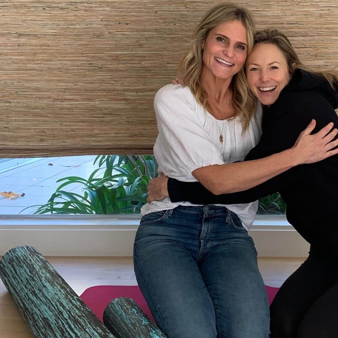 ステイシー・キーブラーさんのインスタグラム写真 - (ステイシー・キーブラーInstagram)「I feel amazing thanks to your healing hands @loroxburgh 💫  Lauren’s body alignment exercises completely change my posture, core strength, and balance. Thank you for an incredible session. You are a true body whisperer and one special lady 💕 I HIGHLY suggest checking out her online classes if you’re not LA based.」12月15日 10時25分 - stacykeibler
