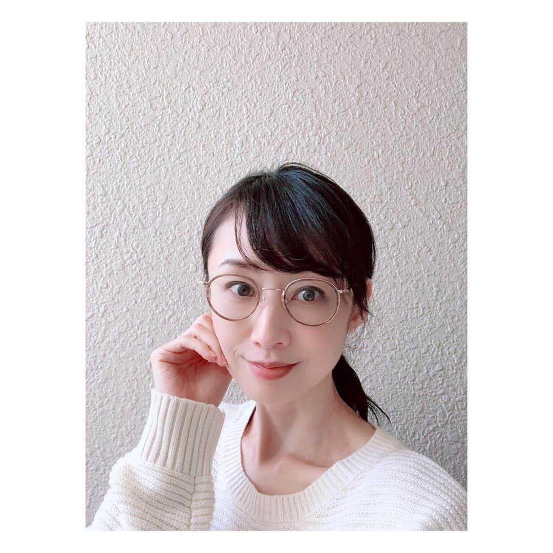 理絵さんのインスタグラム写真 - (理絵Instagram)「Hello  #model #actress #modella #attrice #모델 #여배우 #眼鏡 #めがね #メガネ #안경 #occhiali #glasses #tokyo #japan」12月15日 10時38分 - ____rie____