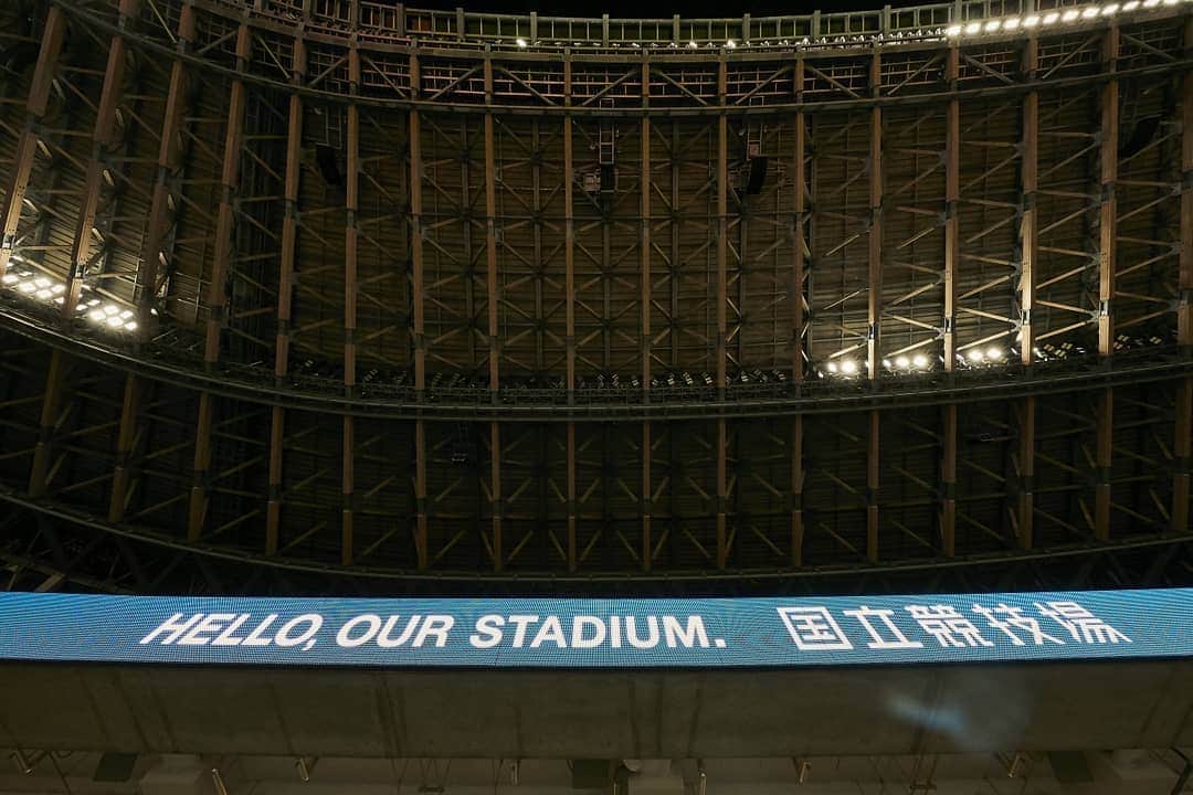 2020年東京オリンピックさんのインスタグラム写真 - (2020年東京オリンピックInstagram)「Hello, our Stadium! 🏟  The #Tokyo2020 Olympic Stadium is ready to host the world. 🙌🏻😍🌏 . #RoadToTokyo 🇯🇵 東京2020のメイン会場となる新国立競技場が完成😆✨ . Photo by Tokyo 2020 / Uta MUKUO  #olympics #olympicgames #paralympics #olympicstadium」12月15日 21時37分 - tokyo2020
