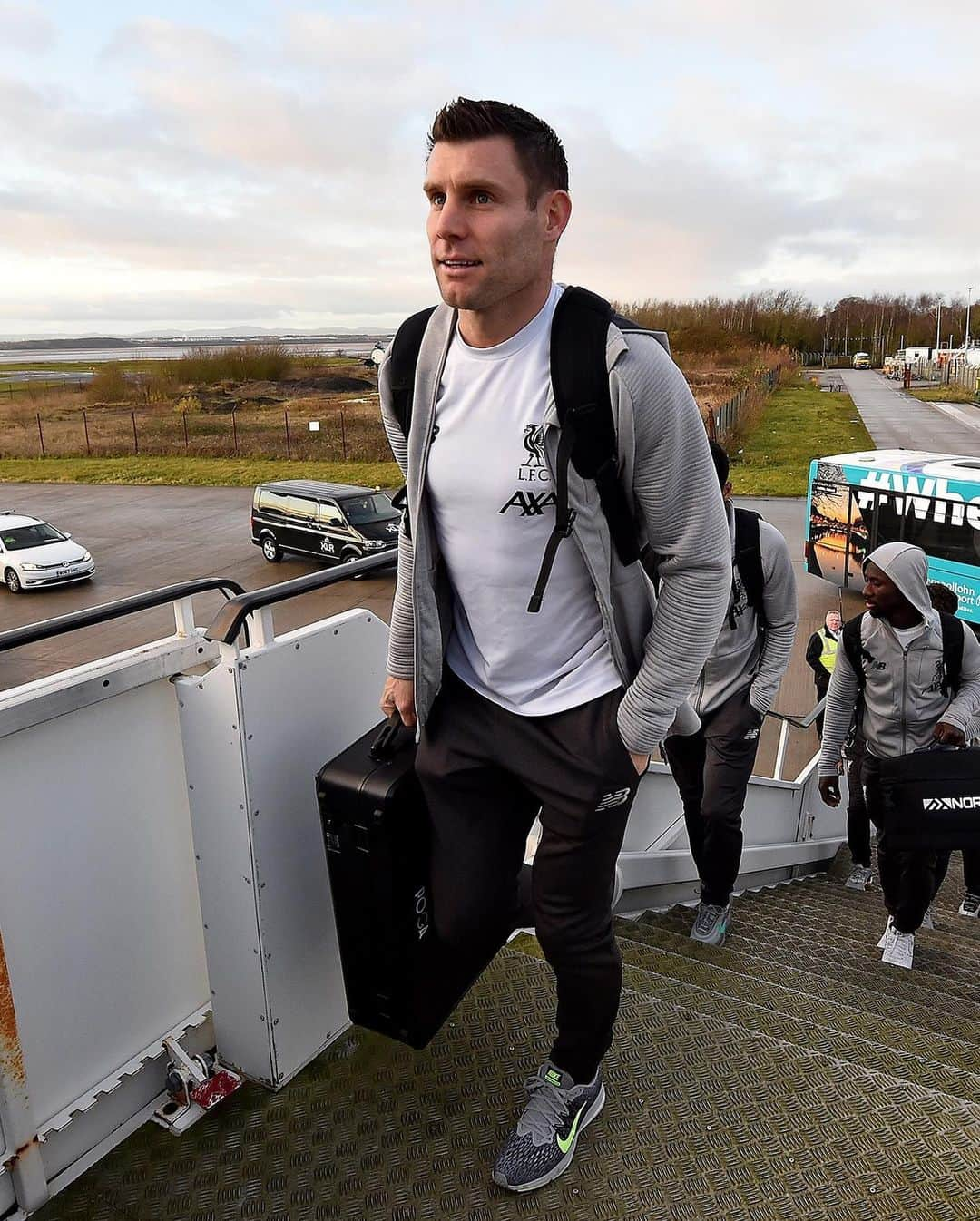 リヴァプールFCさんのインスタグラム写真 - (リヴァプールFCInstagram)「Club World Cup ready ✈️🙌 #LFC #LiverpoolFC #Liverpool #ClubWC」12月15日 20時08分 - liverpoolfc