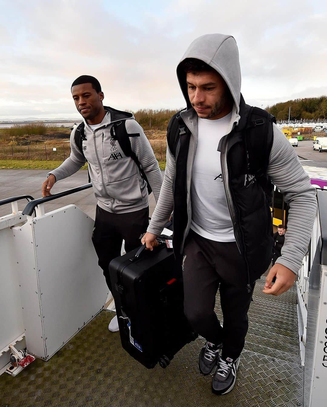 リヴァプールFCさんのインスタグラム写真 - (リヴァプールFCInstagram)「Club World Cup ready ✈️🙌 #LFC #LiverpoolFC #Liverpool #ClubWC」12月15日 20時08分 - liverpoolfc