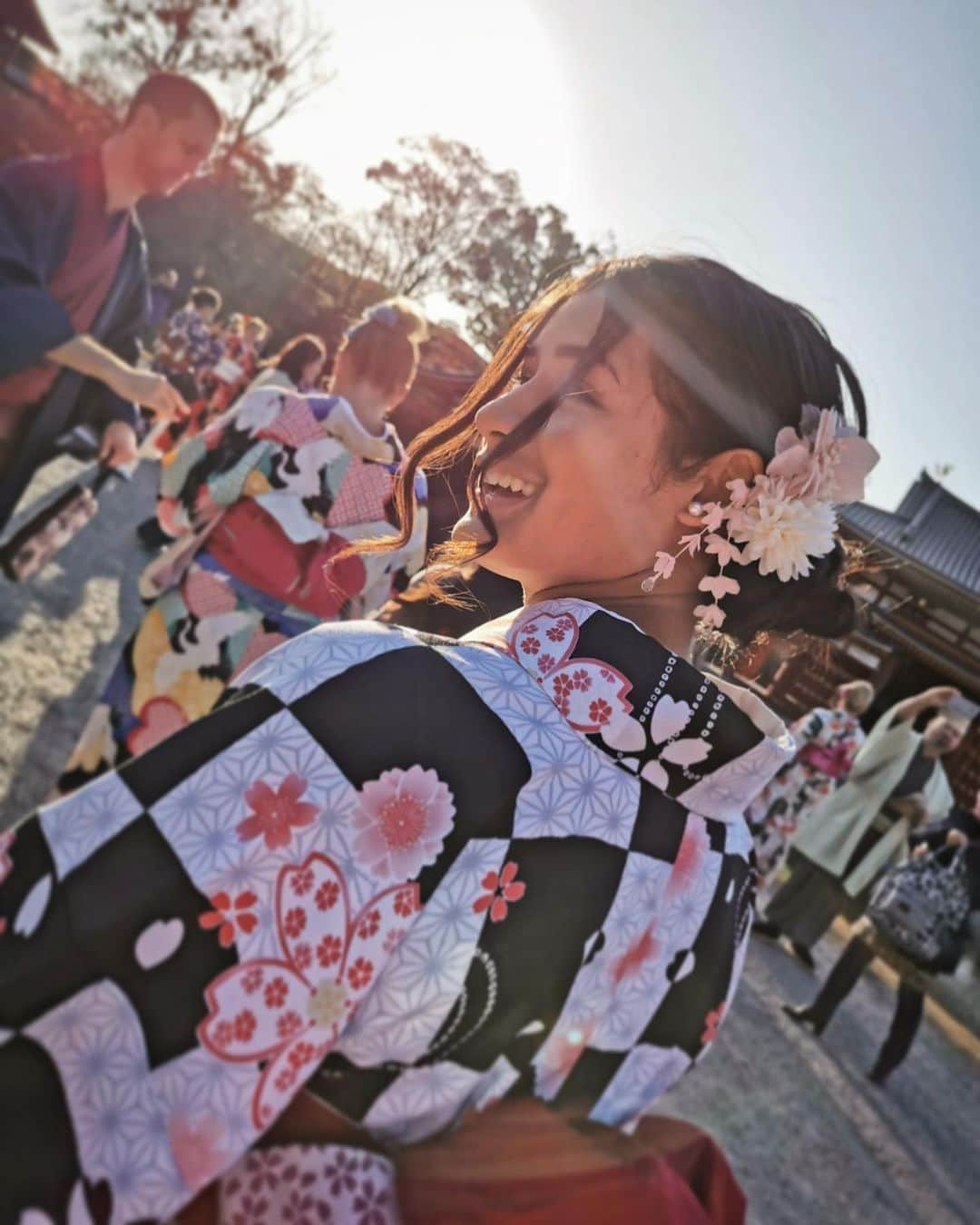 マリーヌ・ボワイエさんのインスタグラム写真 - (マリーヌ・ボワイエInstagram)「Black Japanese 🇯🇵 #kyoto⛩ #japon#kimonostyle 📸 @celioutch_ser」12月15日 20時12分 - marineboyer974
