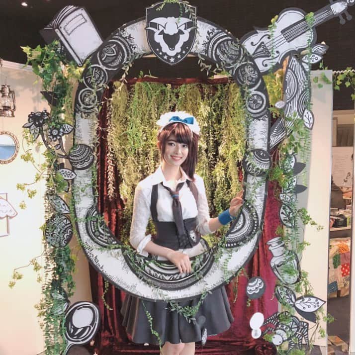 日下部美愛のインスタグラム：「Stray Sheep Paradise 12/26.27@三越劇場 イベントがあります、私はライブもするし色んなコーナーに出演しますよ 今年最後のイベントです！ 初演から1年が経ち、未だレイナとして演じられることがとても嬉しいです。 そして久しぶりのライブ、私本人としてじゃなく役としてですが是非！！観に来てほしいなあ。 チケットはTwitterから！ . . #photo #japan #model #me #portrait #selfie #portraitphotography #fashion #makeup #followme #instagood #camera #cosplay #cosplaygirl #한국 #맞팔 #사진 #데일리 #데일리룩 #粉我 #偶像 #メイド #内衣」