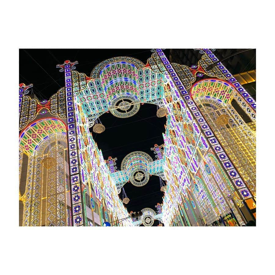 坂元葉月さんのインスタグラム写真 - (坂元葉月Instagram)「KOBE LUMINARIE.﻿ #kobeluminarie #神戸ルミナリエ﻿ #ルミナリエ #神戸 #kobe ﻿ ﻿ ﻿ #しあわせ運べるように」12月15日 20時50分 - wasuta_hazuki_sakamoto