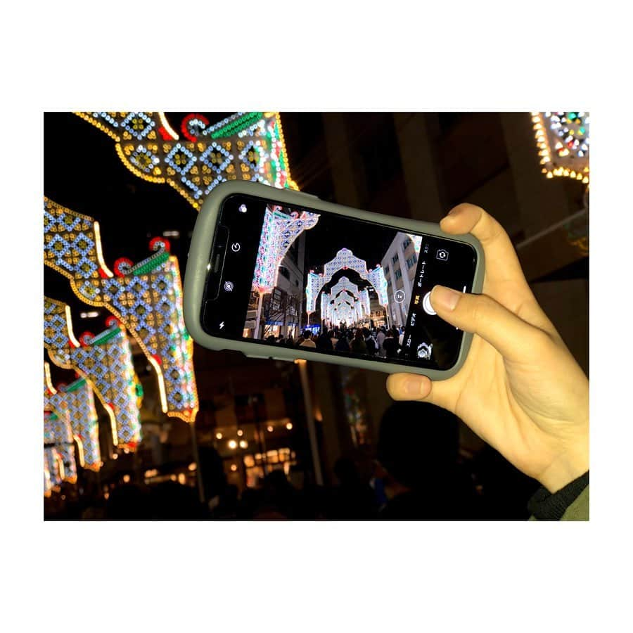 坂元葉月さんのインスタグラム写真 - (坂元葉月Instagram)「KOBE LUMINARIE.﻿ #kobeluminarie #神戸ルミナリエ﻿ #ルミナリエ #神戸 #kobe ﻿ ﻿ ﻿ #しあわせ運べるように」12月15日 20時50分 - wasuta_hazuki_sakamoto