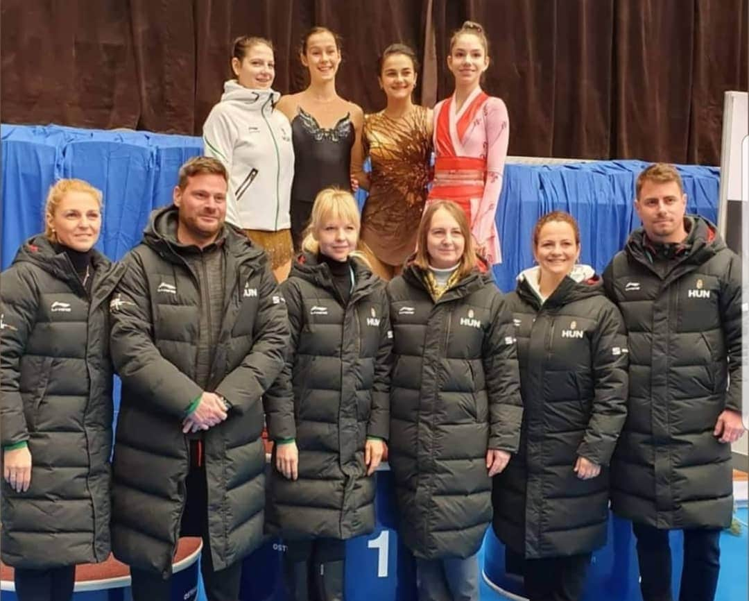 トース・イヴェットさんのインスタグラム写真 - (トース・イヴェットInstagram)「▪️Four Nationals🧡 ▪️Hungarian Nationals🧡 #nationals #hunskate #6thtitle」12月15日 20時46分 - iviitoth