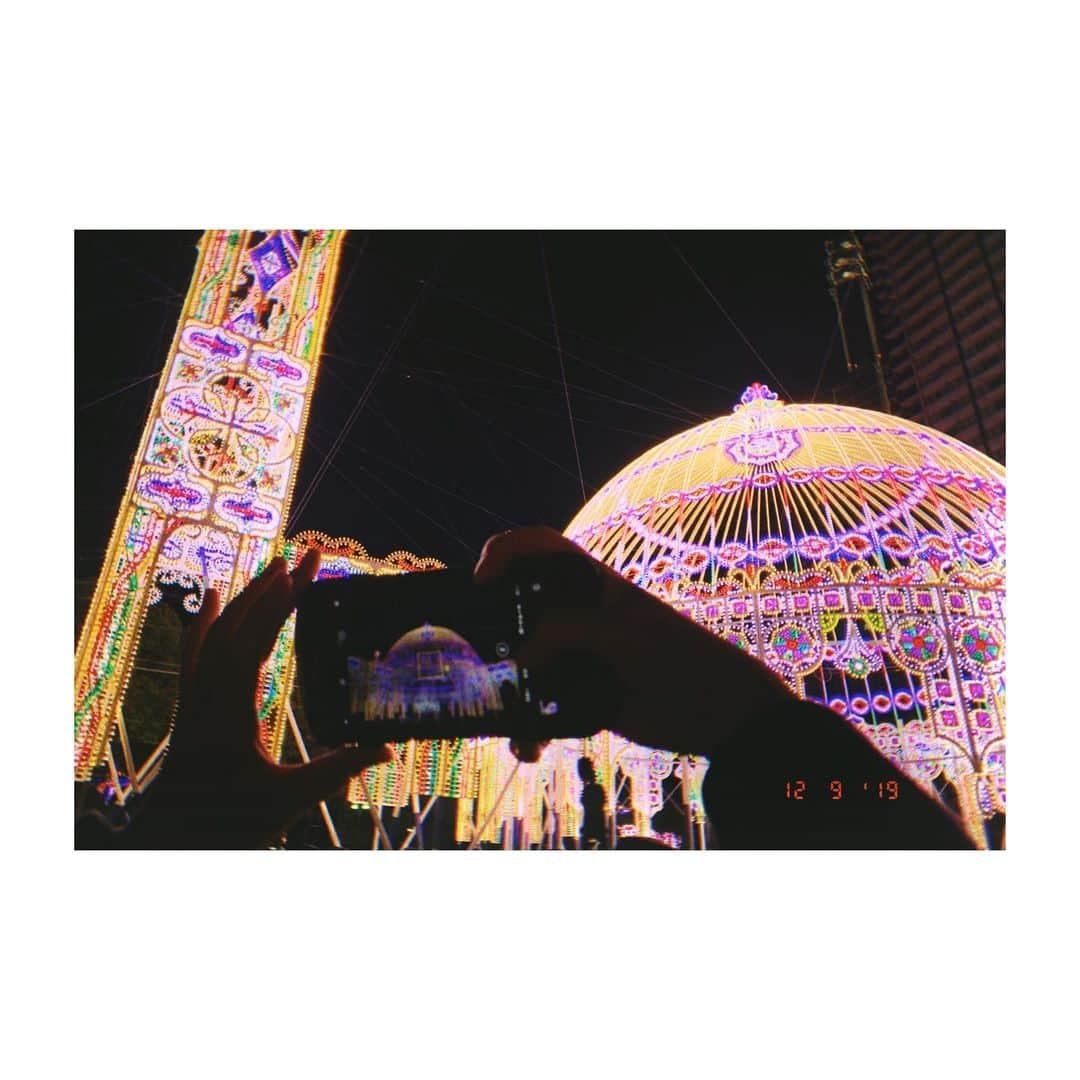 坂元葉月さんのインスタグラム写真 - (坂元葉月Instagram)「KOBE LUMINARIE.﻿ #kobeluminarie #神戸ルミナリエ﻿ #ルミナリエ #神戸 #kobe ﻿ ﻿ ﻿ #しあわせ運べるように」12月15日 20時51分 - wasuta_hazuki_sakamoto