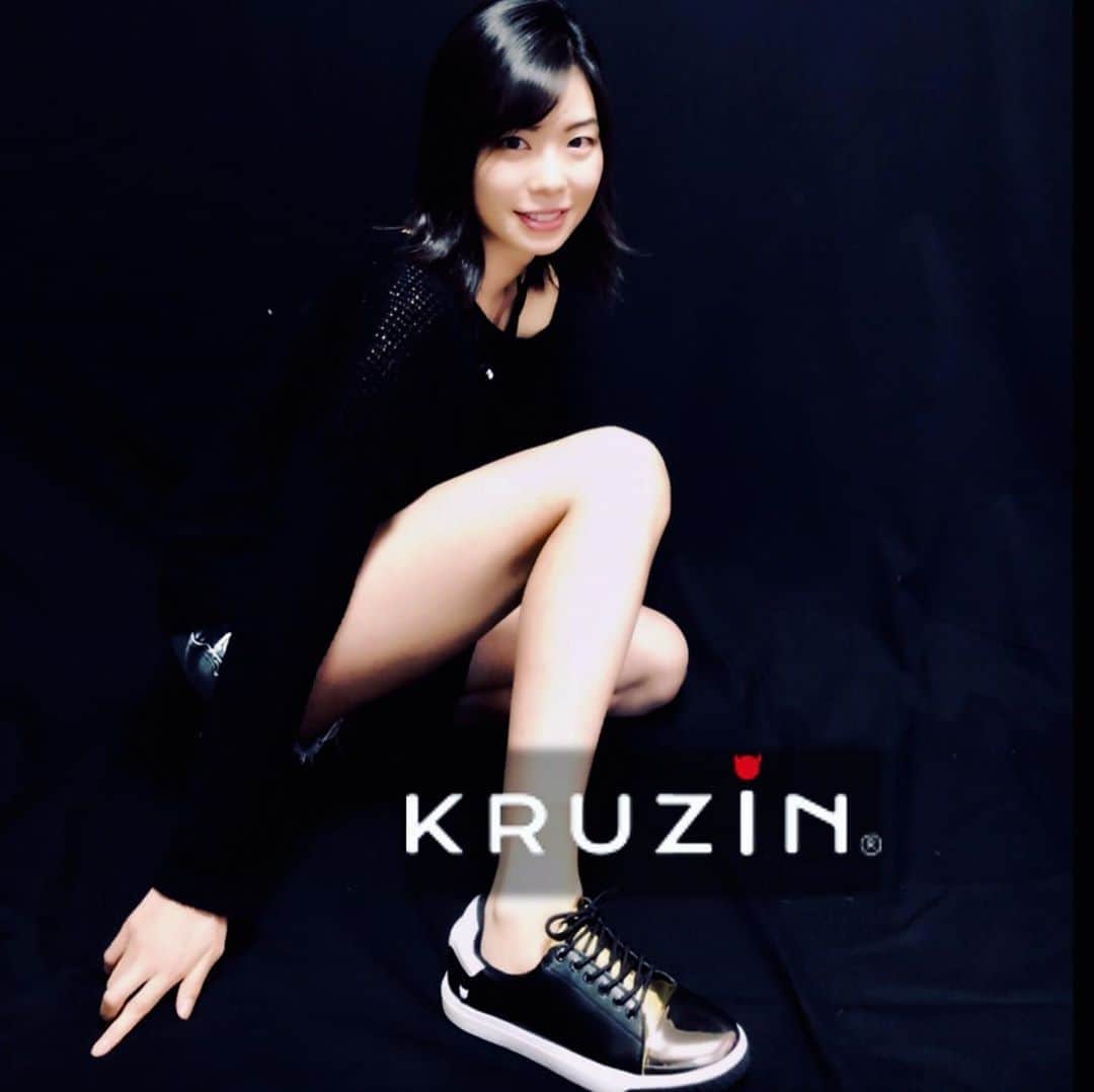 田渕亜季さんのインスタグラム写真 - (田渕亜季Instagram)「、 The video is on tiktok @KRUZINFootwear ⬅︎😈🔥 、 Would appreciate if you could share my instagram with the people all over the world 、 、 、  #teamtarget #axf  #targetdarts  #prodarts #darts  #photography #instagood #igers #instadaily #me #followme #swag  #alessandragold #Kruzin #kruzinjapan  @kruzintaiwan  @kruzin_arabia @kruzineurope @kruzinjapan」12月15日 20時54分 - akitabuchi.official