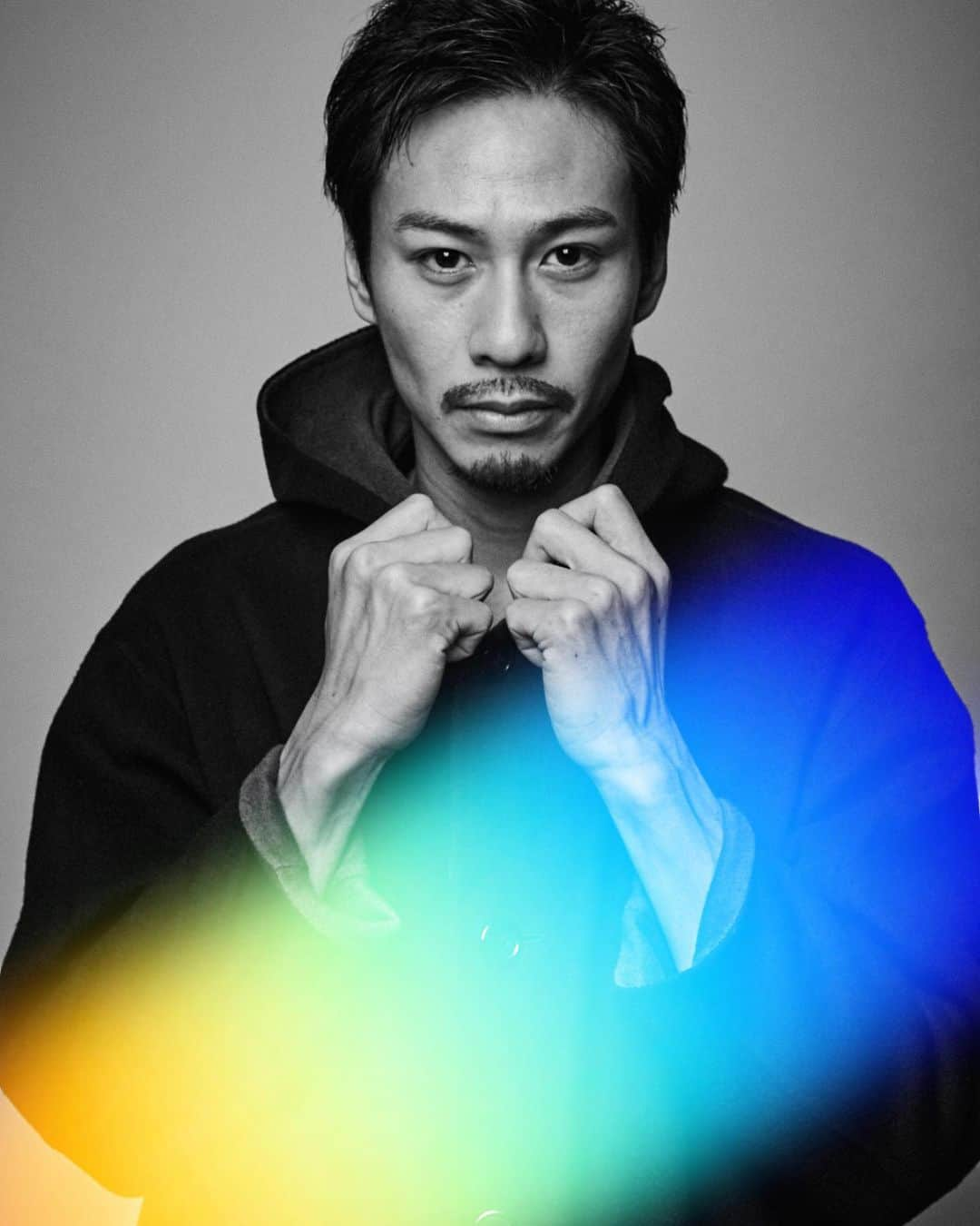 中村哲平のインスタグラム：「Colors  #photography #blackandwhitephotography  #oldlens  #tokyo #portrait」