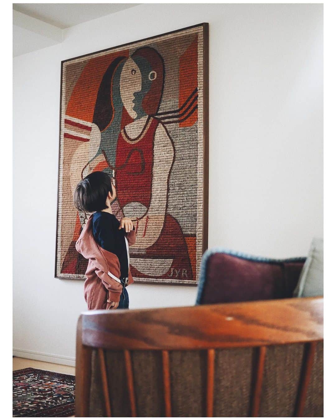 花楓さんのインスタグラム写真 - (花楓Instagram)「まぁ大きいこと。  大きな絵を探していて見つけたのは、 pablo picasso tapestry.  #好きな物に囲まれた生活 #vintagetapestry」12月15日 12時52分 - _caede_