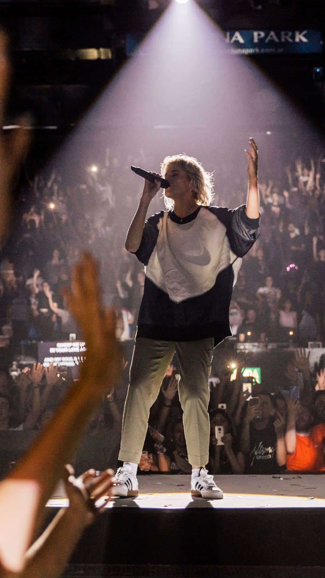 ユナイテッドのインスタグラム：「Throwing it back to one of our favorite moments in Latin America. Were you there with us?」