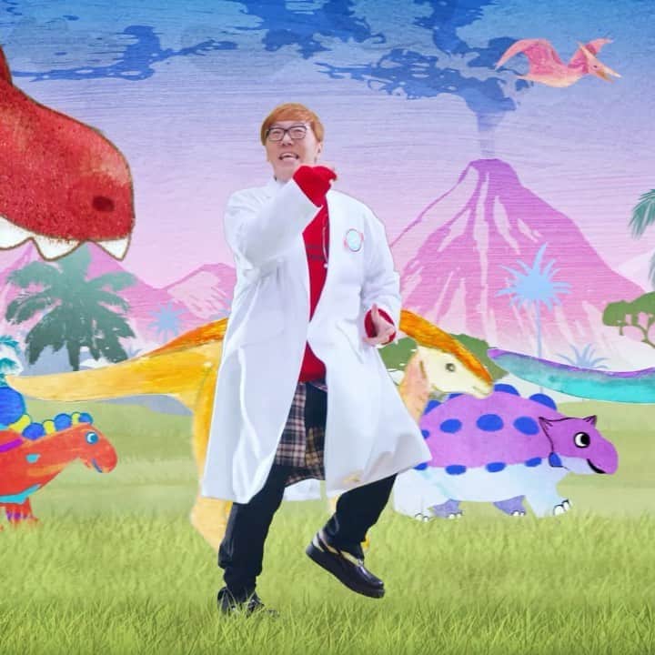 HIKAKINのインスタグラム：「ヒカキン & セイキン - 夢  ミュージックビデオついに公開！ YouTubeのセイキンTVでフルで見れますので、是非ご覧下さい😎😎🚀 #ヒカキン #セイキン #夢 #新曲」